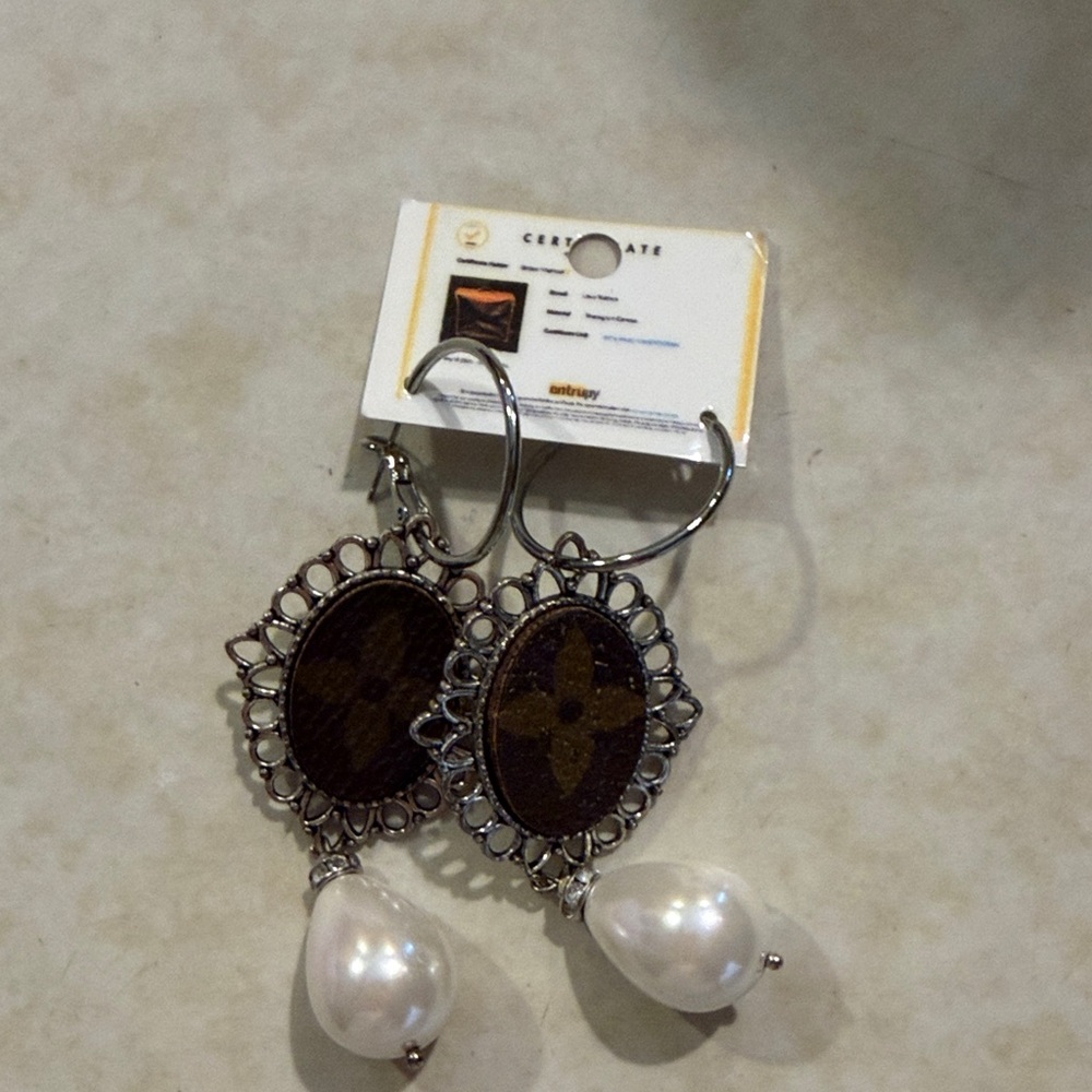 Elegant Silver and Brown Dangle Earrings